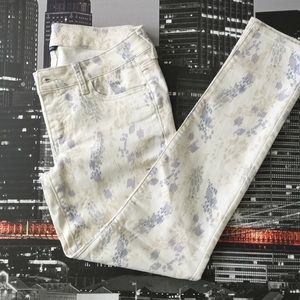 American eagle outfitter jegging. 10 regular