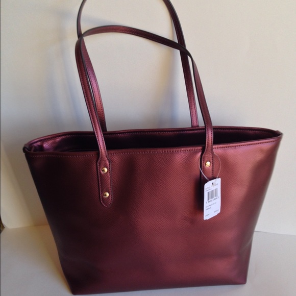 NWT Coach Metallic Cherry Crossgrain Leather Tote - Picture 2 of 4