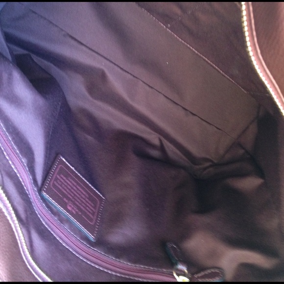 NWT Coach Metallic Cherry Crossgrain Leather Tote - Picture 4 of 4