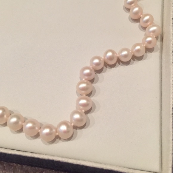 Laguna pearl Jewelry - Laguna Pearl Necklace Laguna pearl Jewelry - Laguna Pearl Necklace