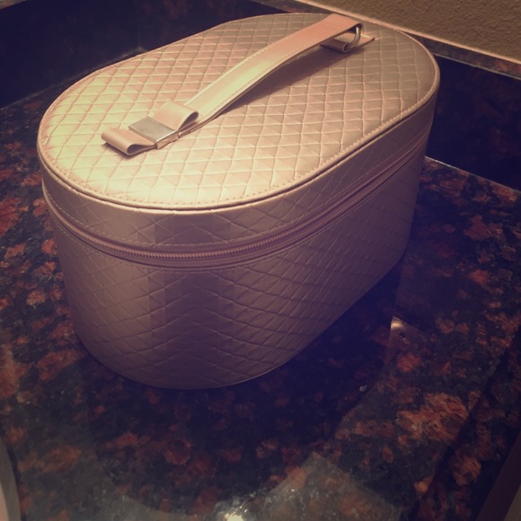 Never used before Dillard's Makeup box or jewelry
