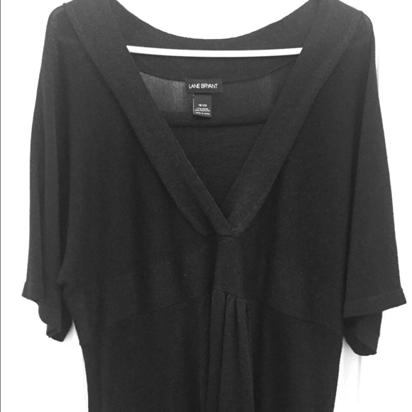Shimmery black tunic perfect for the holidays!