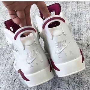 Meet your Posher, Felicia