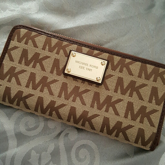 MK wallet