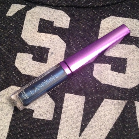 Crop top - Picture 3 of 3