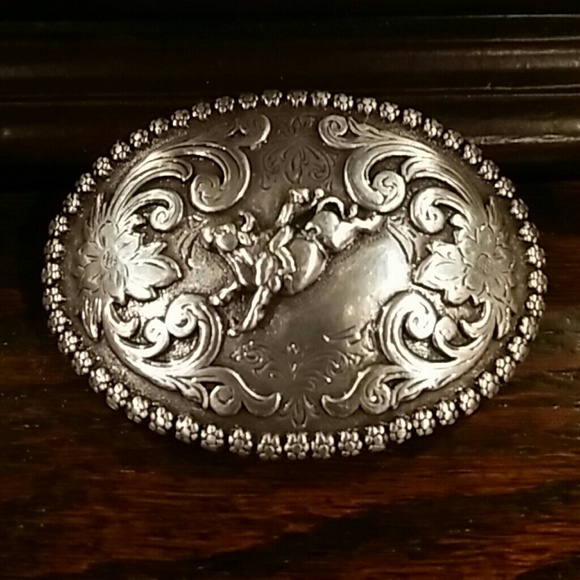 NOCONA BUCKLES BRASS FOR KIDS.