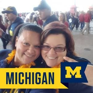 Meet your Posher, Joyce