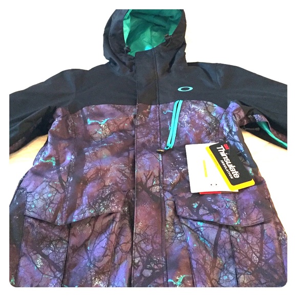 Oakley Jackets & Blazers - Oakley Kilo Insulated jacket
