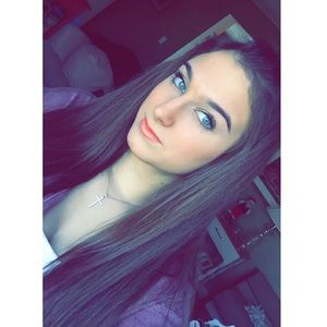 Meet your Posher, Vicky