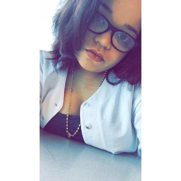 Meet your Posher, Averianna