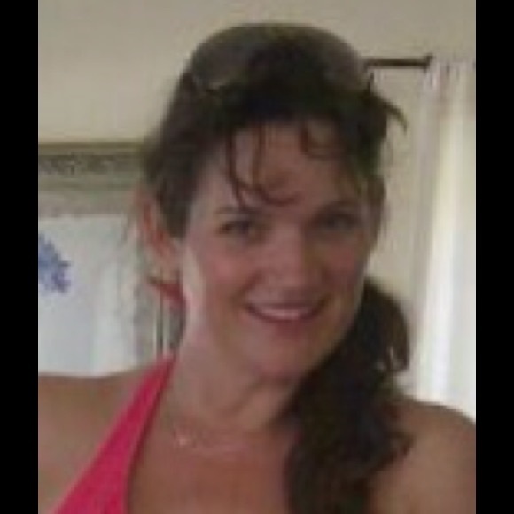 🎀 Priced To Sell 🎀 - Picture 2 of 4