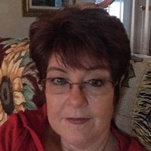 Meet your Posher, Tina