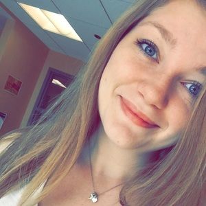 Meet your Posher, Kelsey