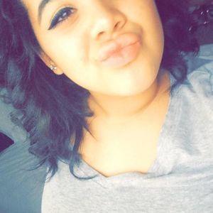 Meet your Posher, Alivia