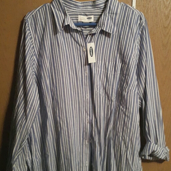 Old Navy top