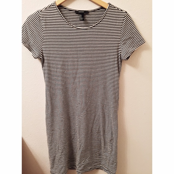 💫 black & white striped tshirt dress 💫