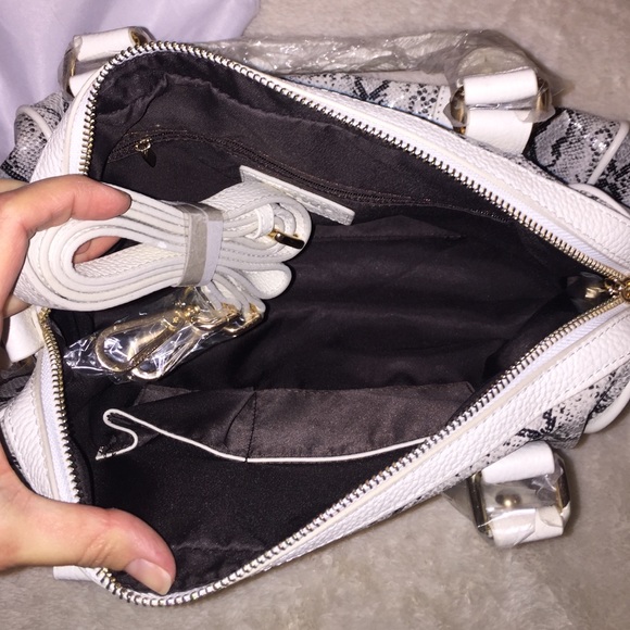 Terzetto snakeskin purse - Picture 3 of 4