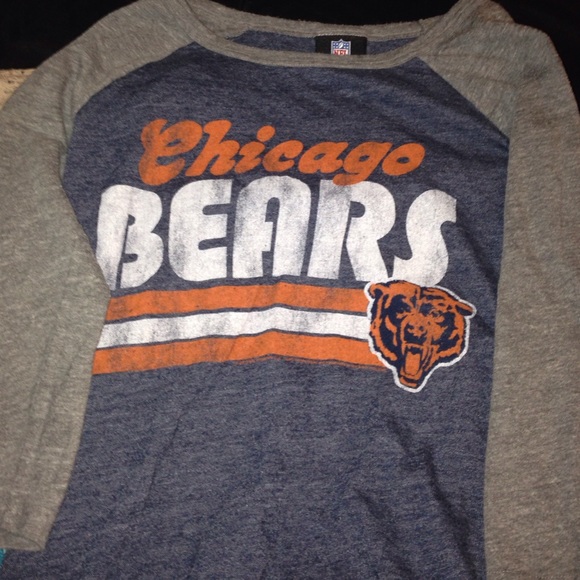 Quarter sleeve bear shirt