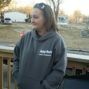 Meet your Posher, Melissa