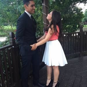 Meet your Posher, Saraii