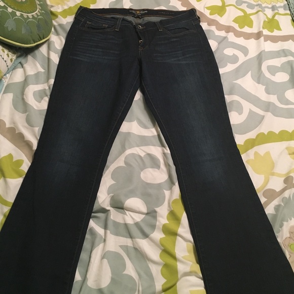 SOLD LOCALLY!Lucky brand jeans size 12 & 31 inseam - Picture 2 of 3