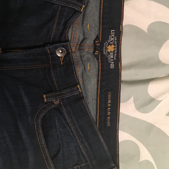 SOLD LOCALLY!Lucky brand jeans size 12 & 31 inseam - Picture 3 of 3