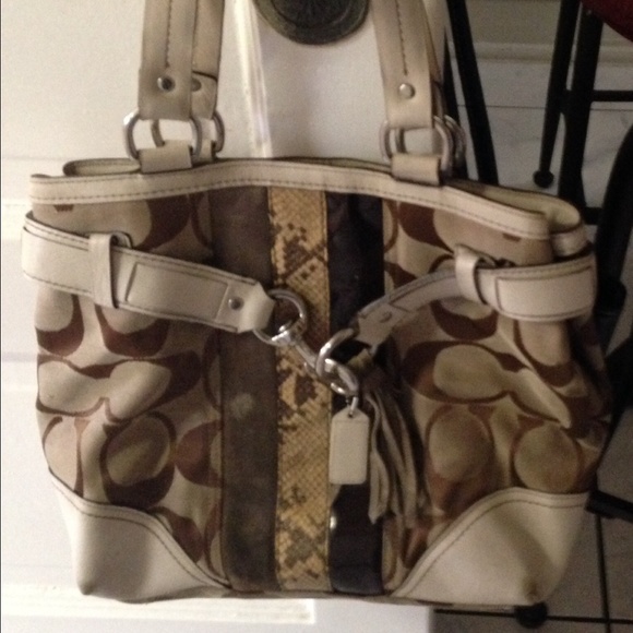 Coach purse