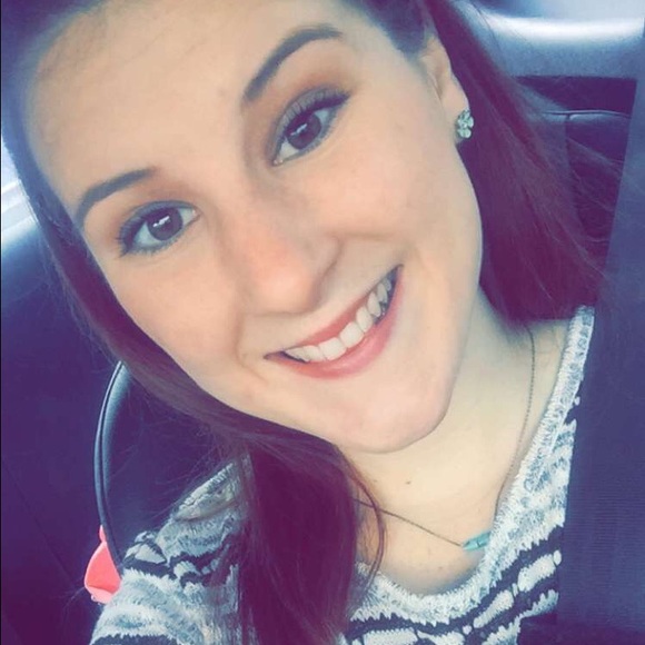 Meet your Posher, Shelby