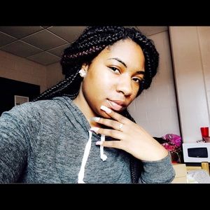 Meet your Posher, Katavia