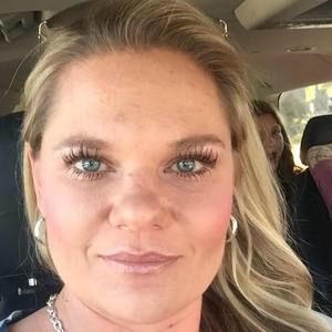 Meet your Posher, Debra