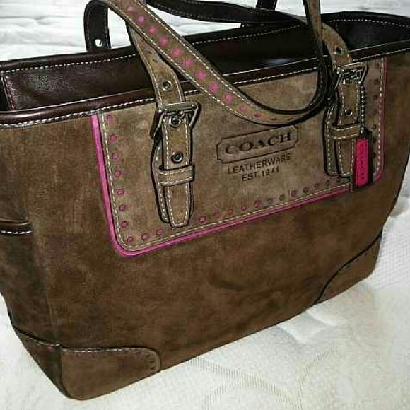 ๐ซSOLD๐ซ New Authentic vintage Coach bag; suede. - Picture 2 of 4
