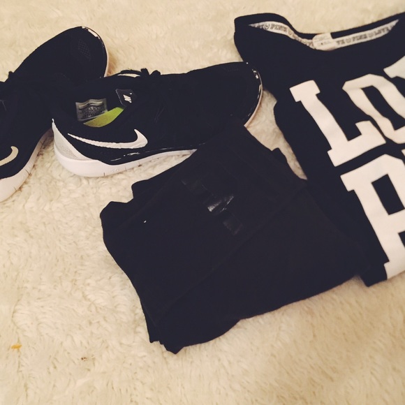 NIKE 5.0's PINK CREWNECK ,PINK KNEEE LEGGINGS! - Picture 1 of 4