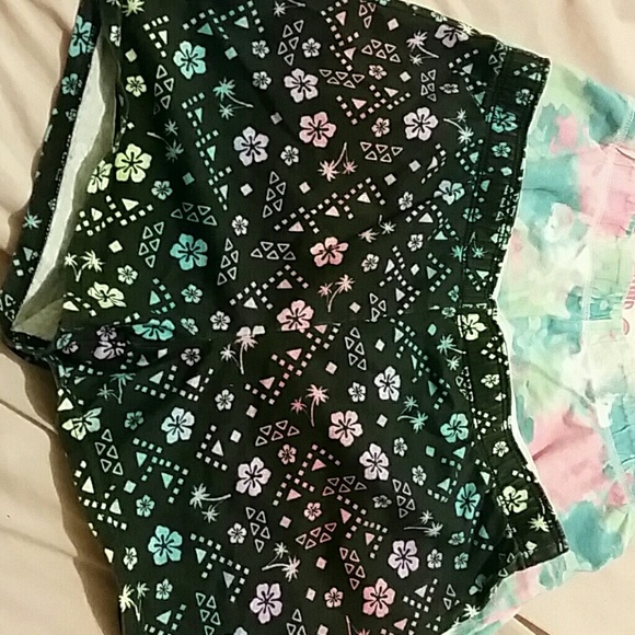 2 boy shorts