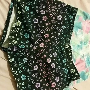 2 boy shorts