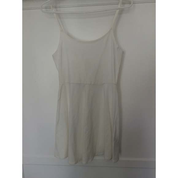Medium Forever 21 White Dress