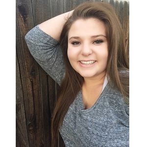 Meet your Posher, Isabel