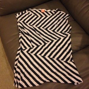 Puma sleeveless shirt/tank.major deal!!!!