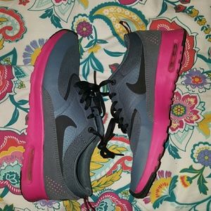 Nike Air Max Thea navy pink bottom