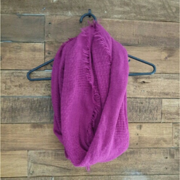 SOLD IN BUNDLE Infinity scarf