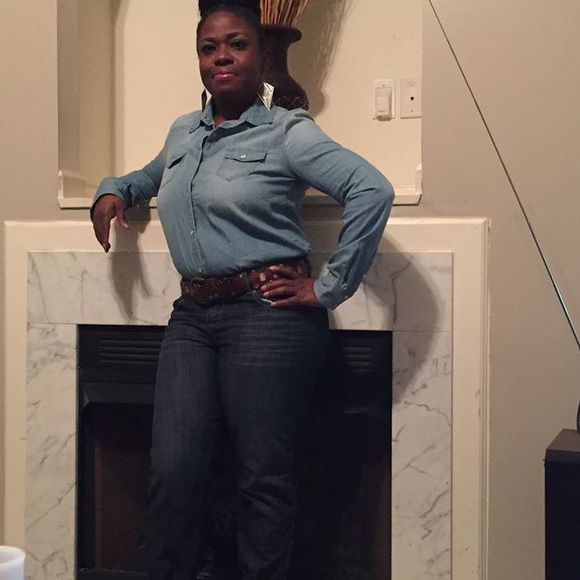 Meet your Posher, Denise