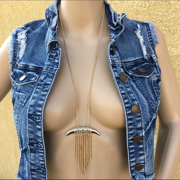 Jewelry - ‼️ Aztec Horn necklace