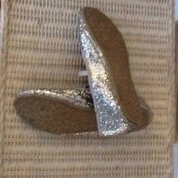 Cute Holiday Slippers - Picture 3 of 3