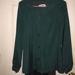 Silk, green flowy top