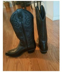 Justin Cowboy Black Boots 6.5