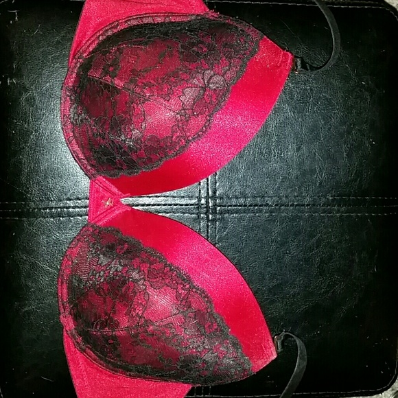 Fredericks of Hollywood bar