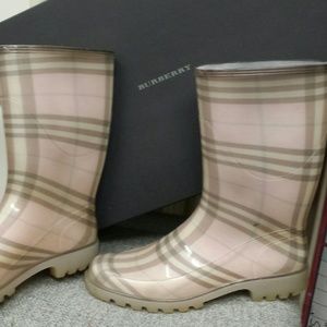 Rainboots