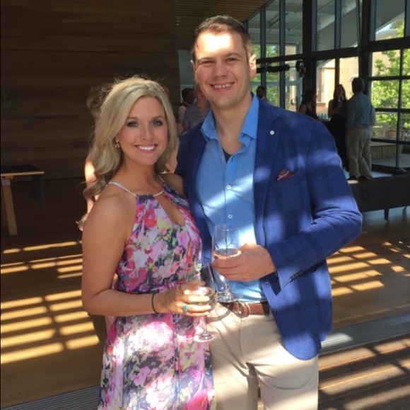 Meet your Posher! - Picture 2 of 3