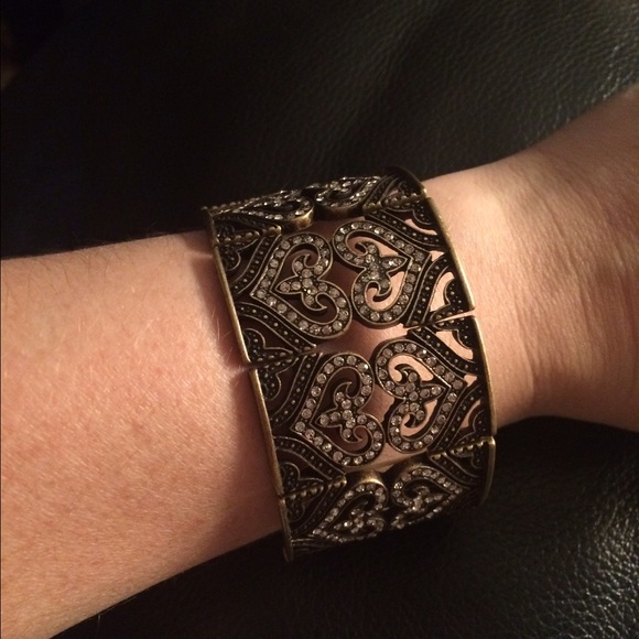 Crystal Encrusted Heart Fleur-de-Lis Bracelet NWOT