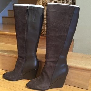 Charles by Charles David Size 9 Wedge Boots