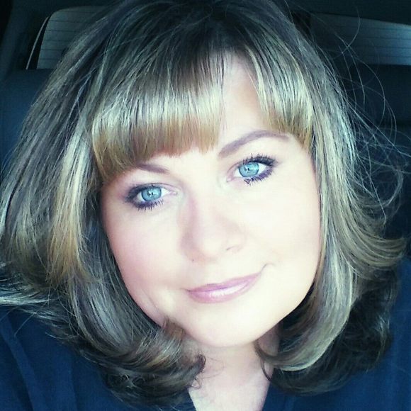 Meet your Posher, Shirley - Picture 1 of 1